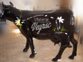 vache en résine design 150